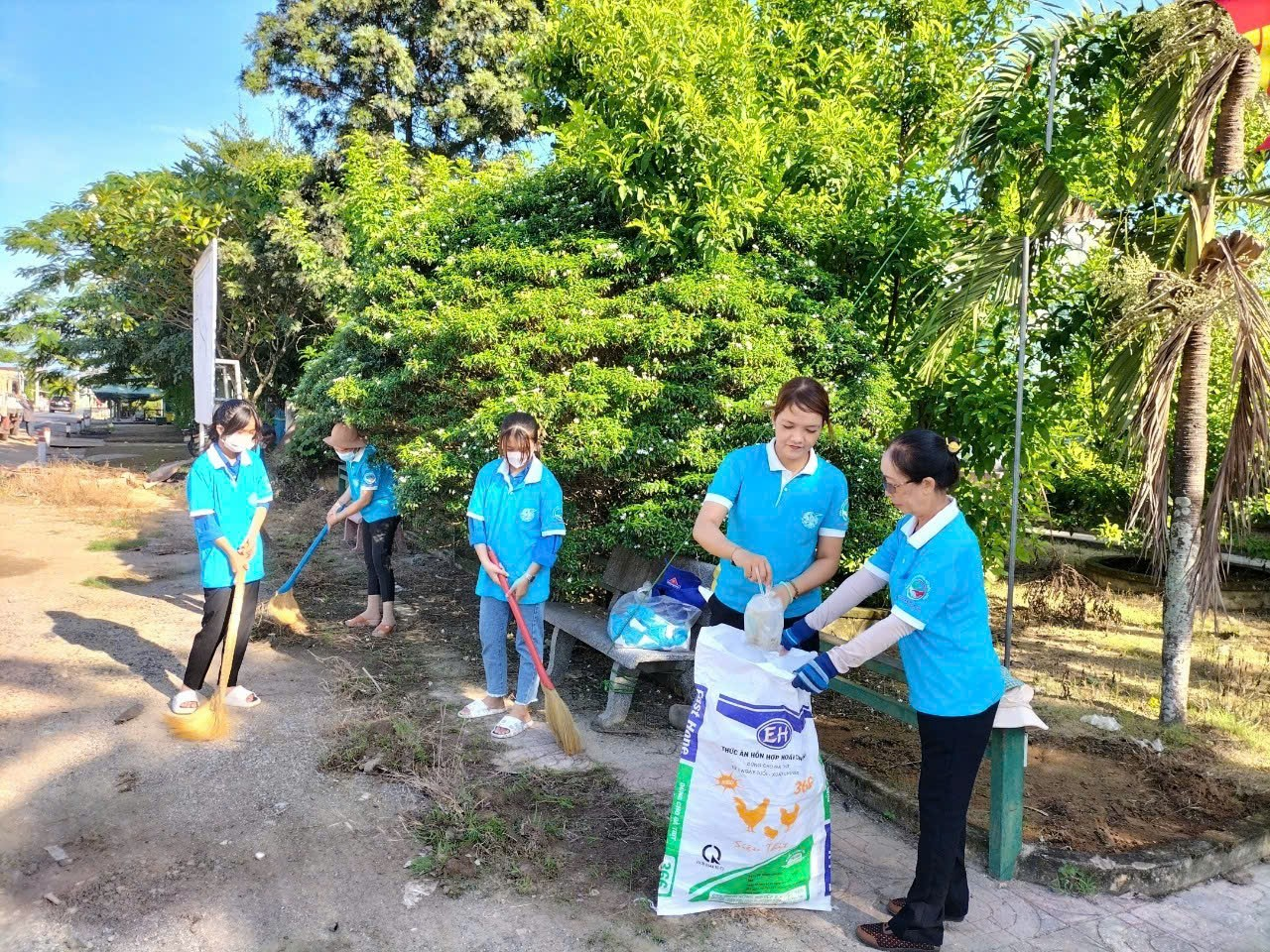 dọn về sinh.png (2.52 MB)