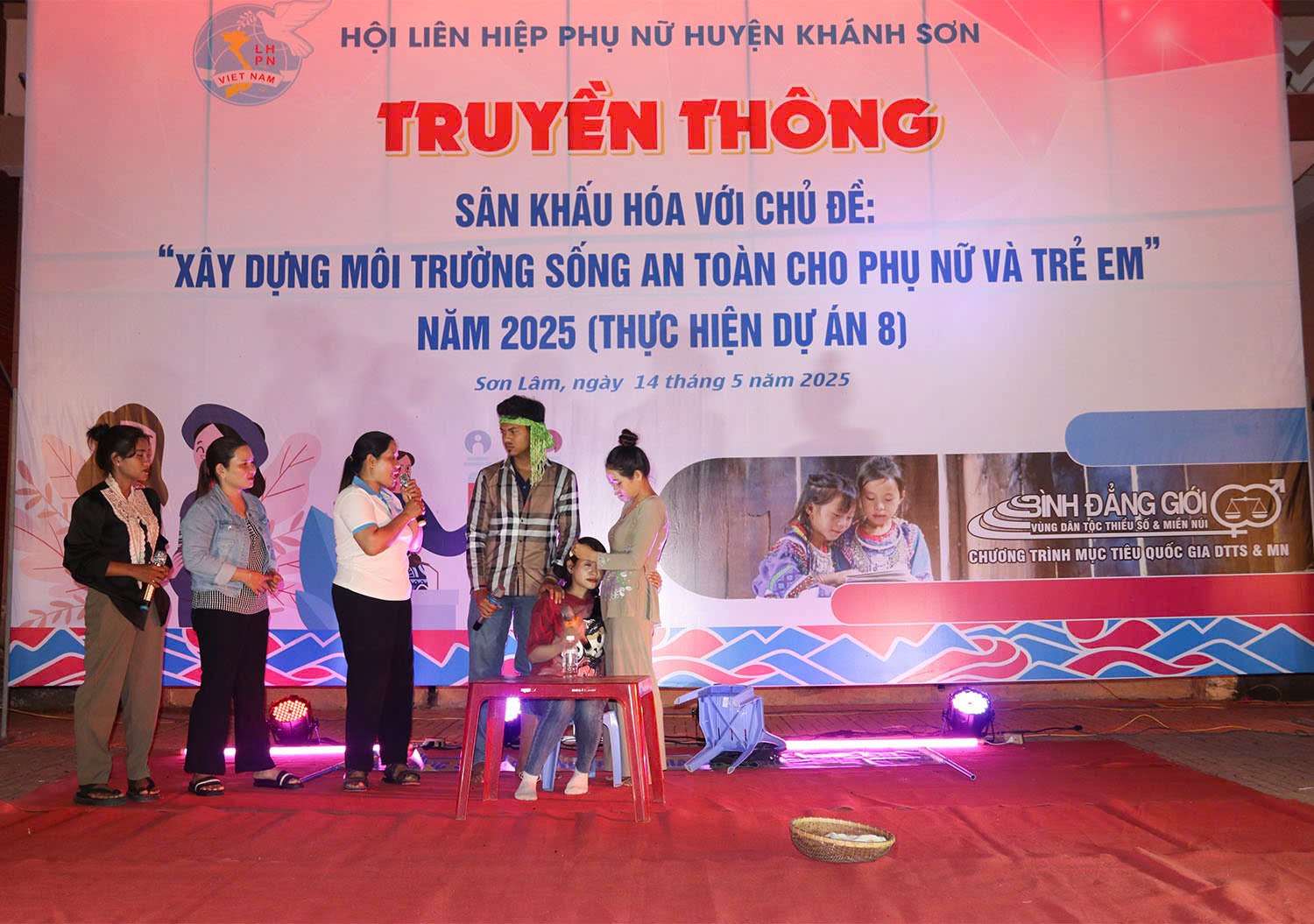 anh truyen thong tai sơn lam.jpg (399 KB)