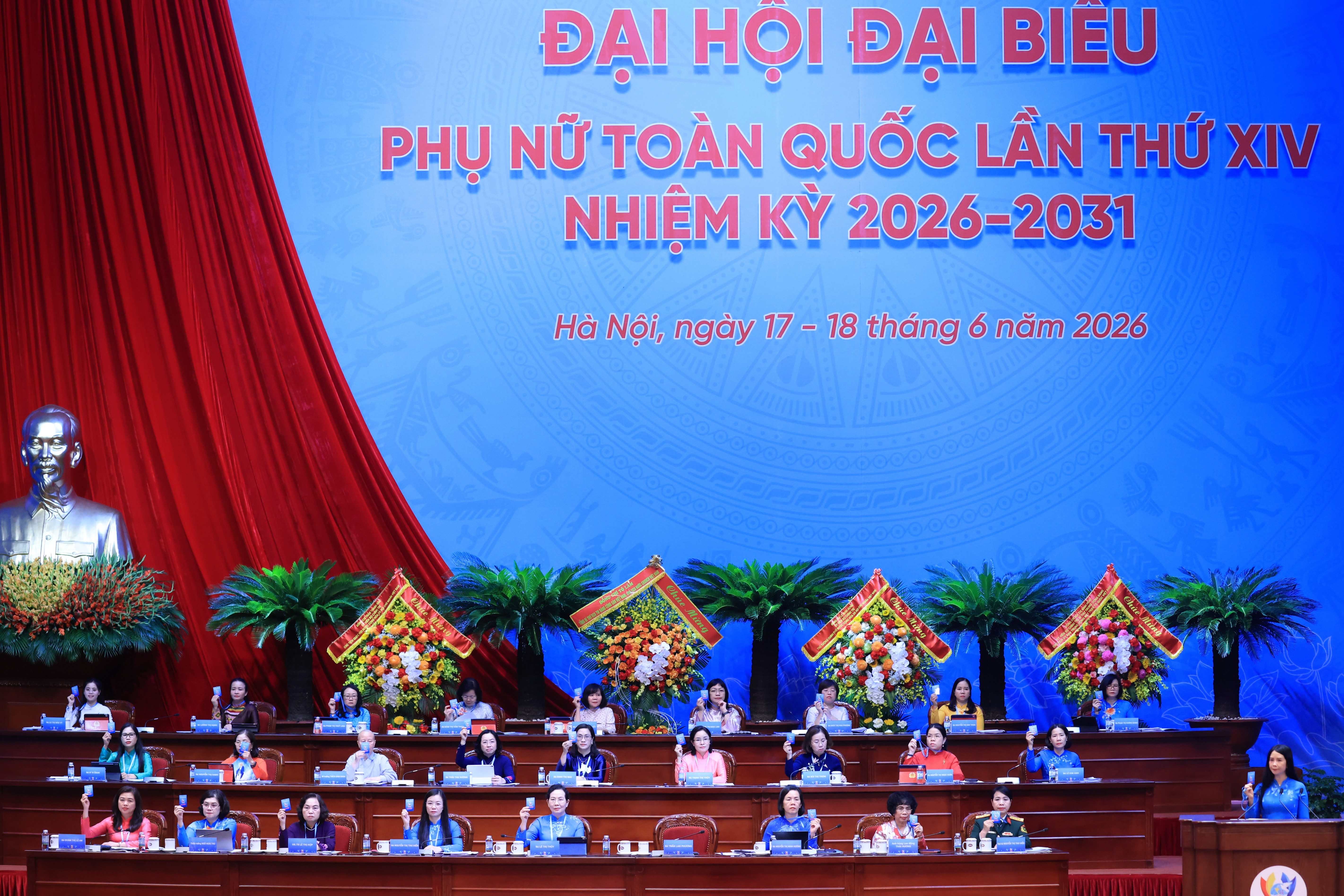 Dai hoi 3.jpg (2.93 MB)