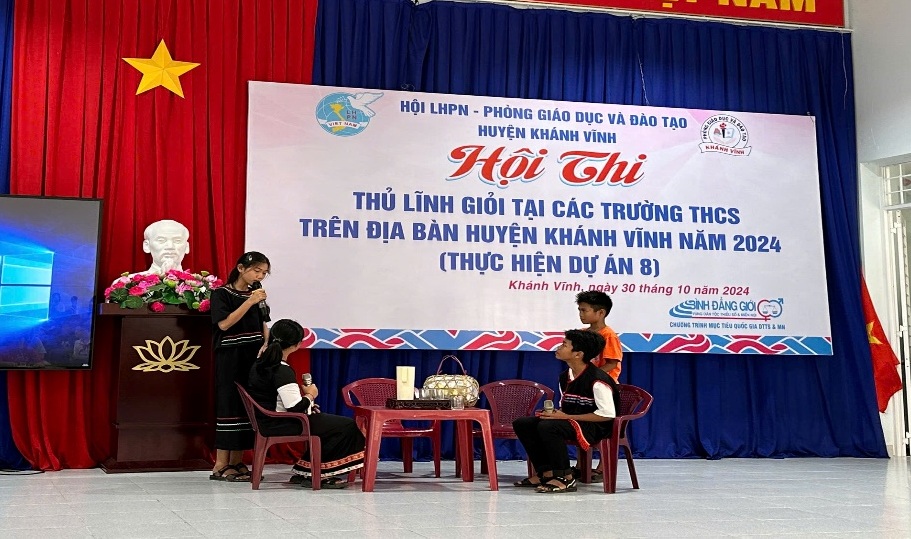 Hội thi TLG 2.jpg (197 KB)