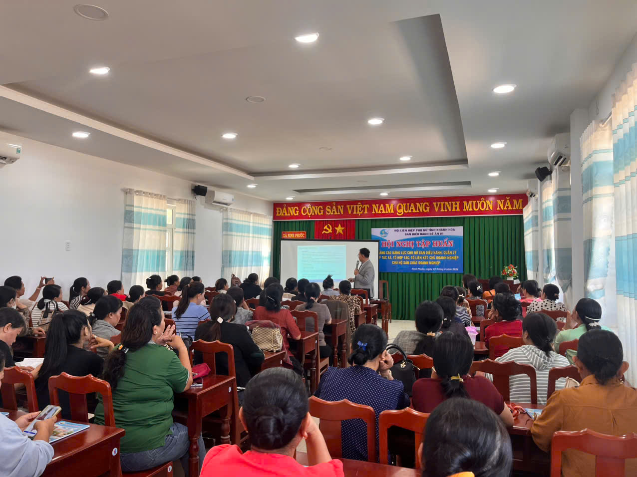 hội nghị tập huấn tại xã Ninh Phước.jpg (245 KB)