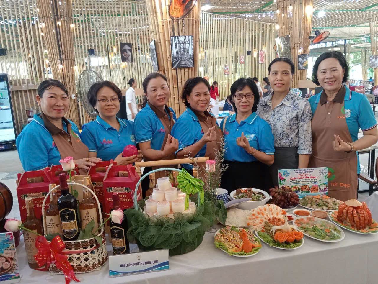 liên hoan ẩm thực 3.jpg (226 KB)