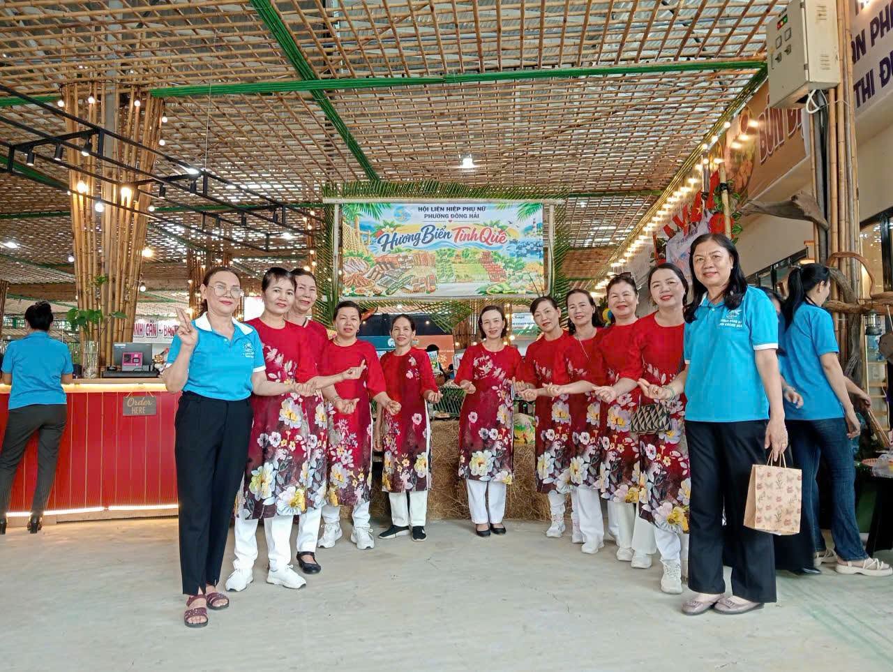 liên hoan ẩm thực 5.jpg (250 KB)