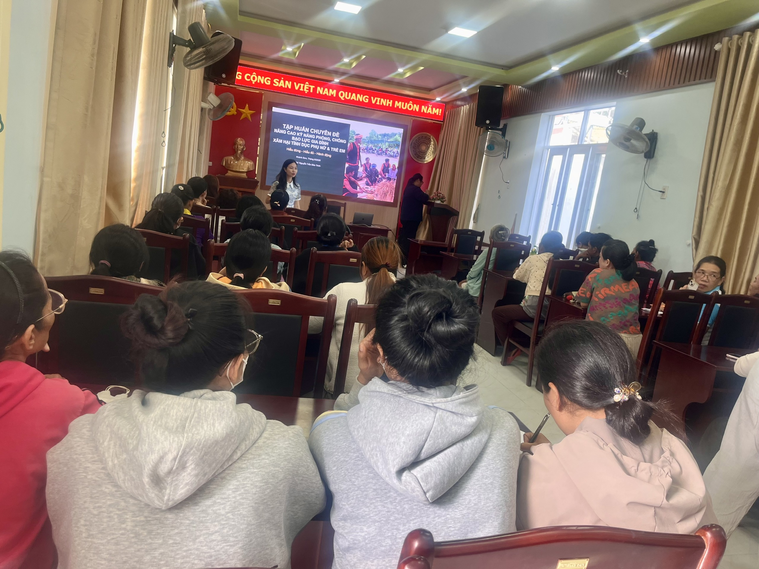 tập huấn 3.jpg (1.00 MB)