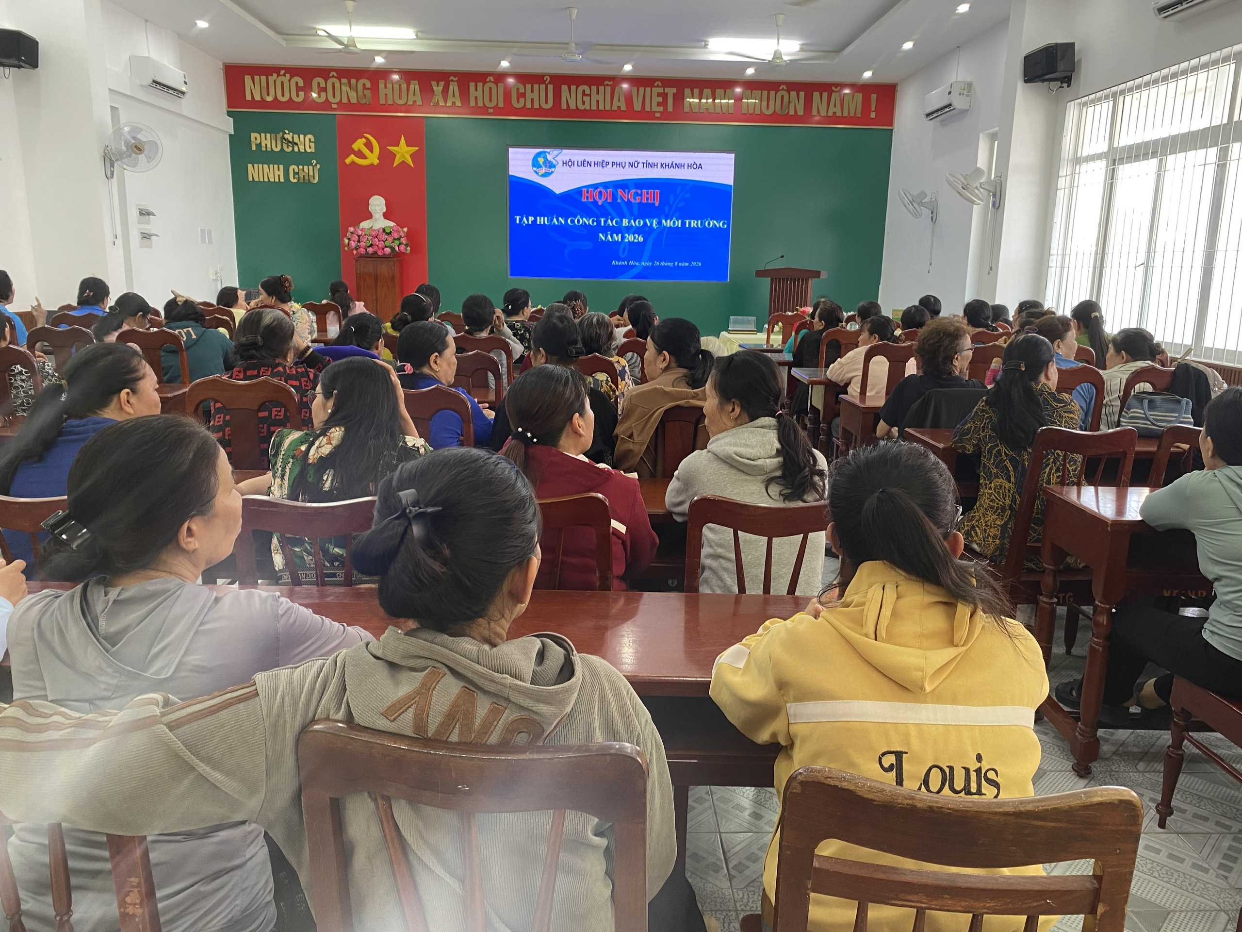 tập huấn môi trường 4.jpg (1.11 MB)