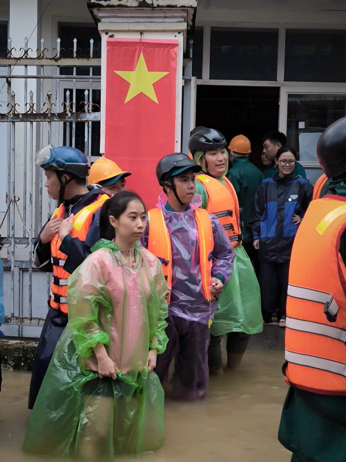 NHA TRANG.jpg (291 KB)