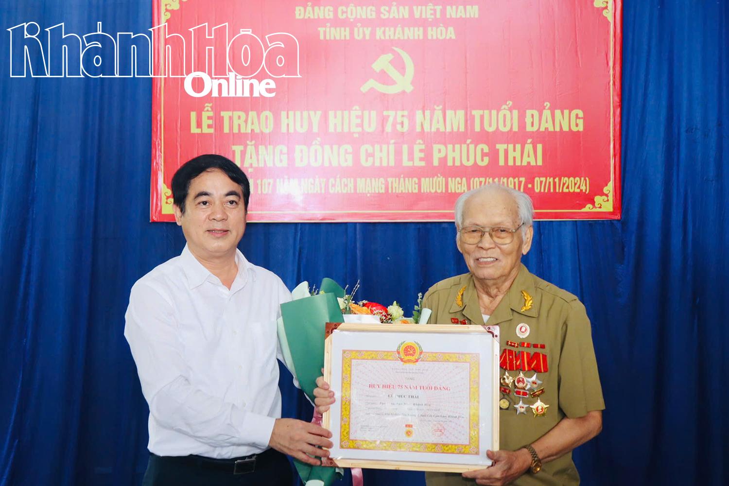 BI THU.jpg (148 KB)