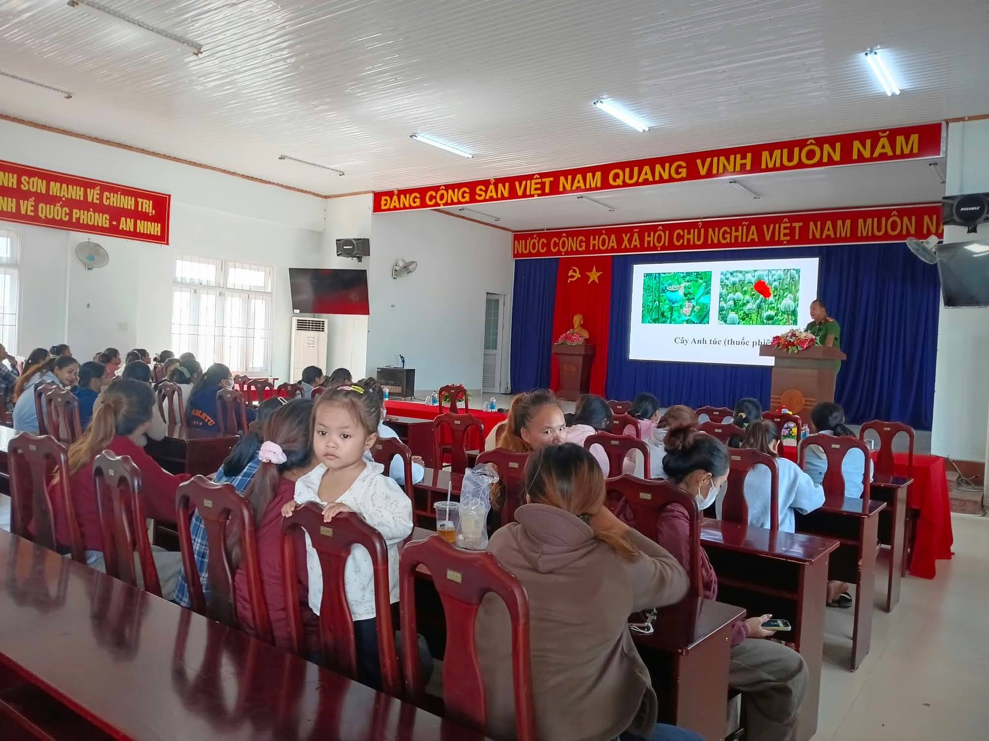 Đông Khánh sơn . dự án 8.jpg (244 KB)