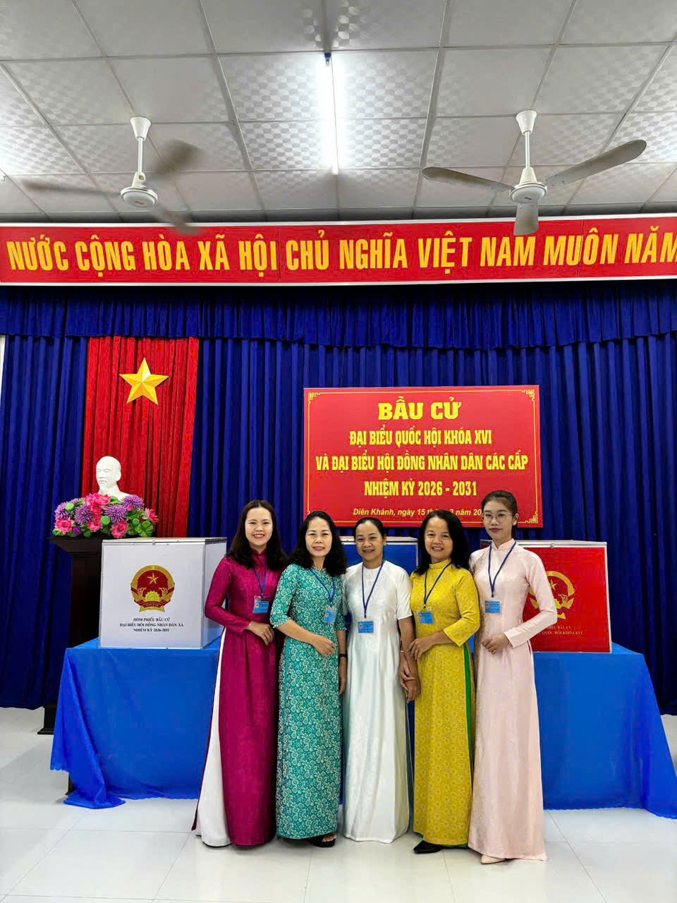 DIEN KHANH.jpg (343 KB)