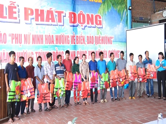 Ninh Hoa tong ket PN bien cuong 3.jpg (122 KB)